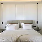 Ganado In Mikonos פרדייז ביץ'